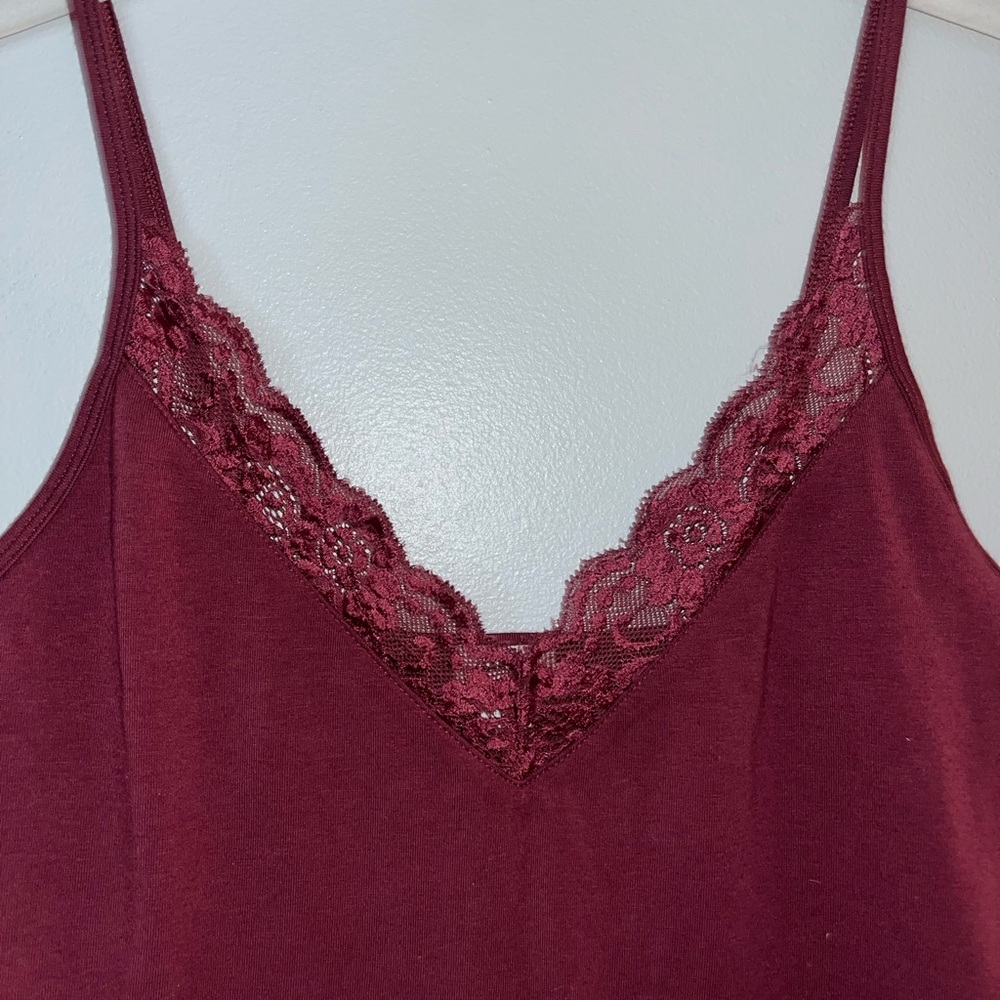 super pretty laced top bodysuit!